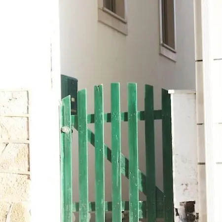 The Gate Patio House * Nazare